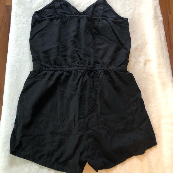 Old Navy Black romper - Picture 4 of 5